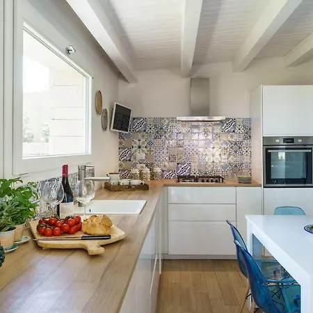 Marinella Holiday home Terrauzza