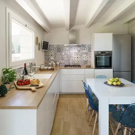 Marinella Holiday home *